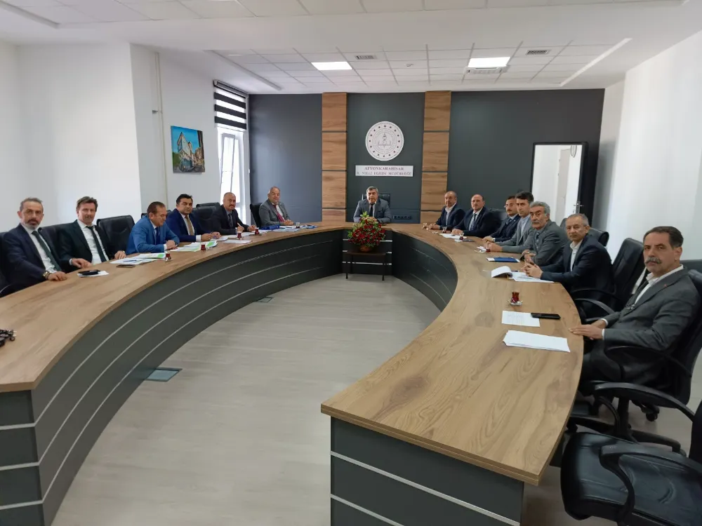 İl Milli Eğitim Müdürü Miraç Sünnetci, mayıs ayı boyunca tüm ilçeleri ziyaret etti. 